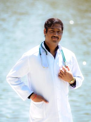 Dr. Rajat Singhal